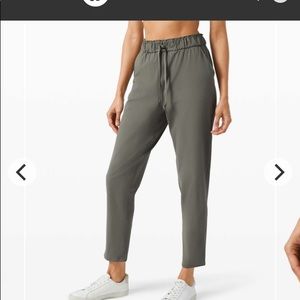Bnwt Lululemon Keep Moving Pant 7/8 High-Rise